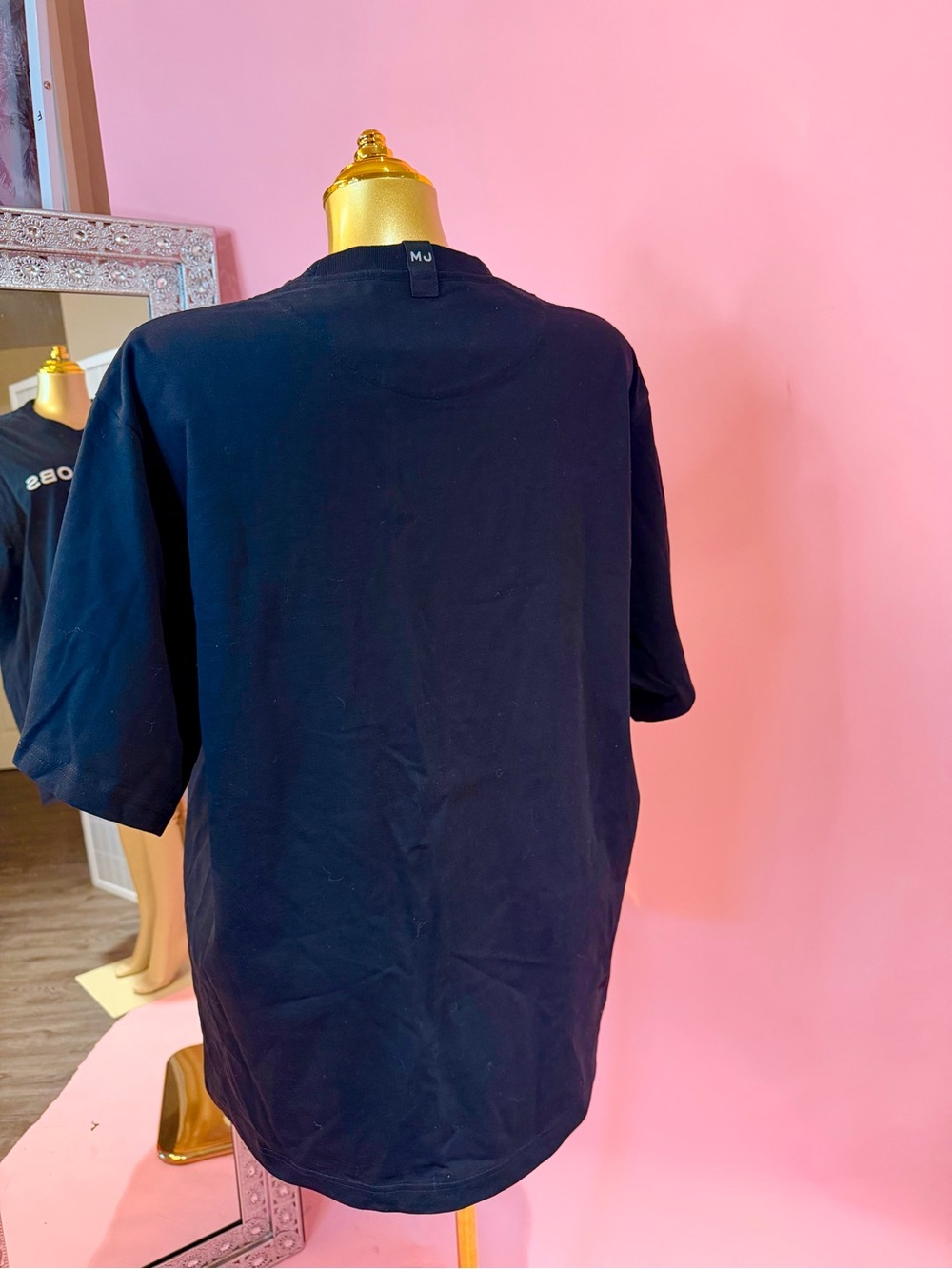 Marc Jacobs Oversized Black T-Shirt with White Logo - Picture 5 of 6